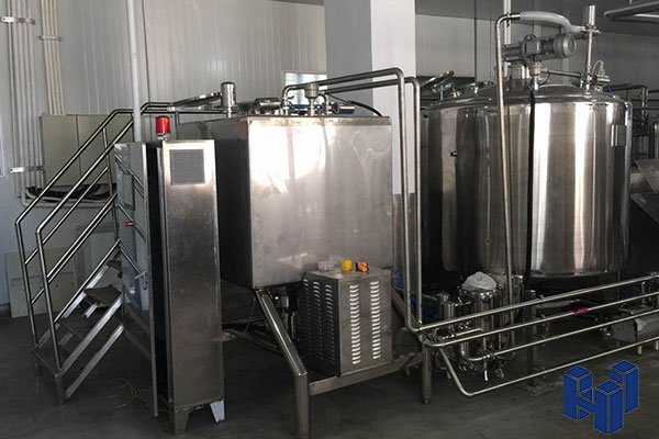 惠合茶飲料生產(chǎn)線-設備安裝調試圖片展示3